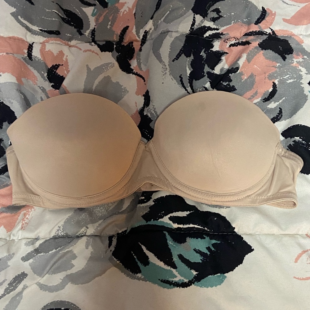 Strapless bra